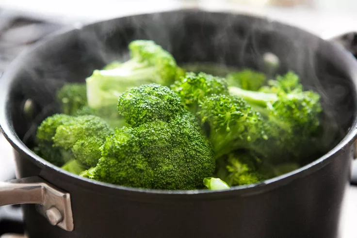 brocoli cuisson eau chaude casserole