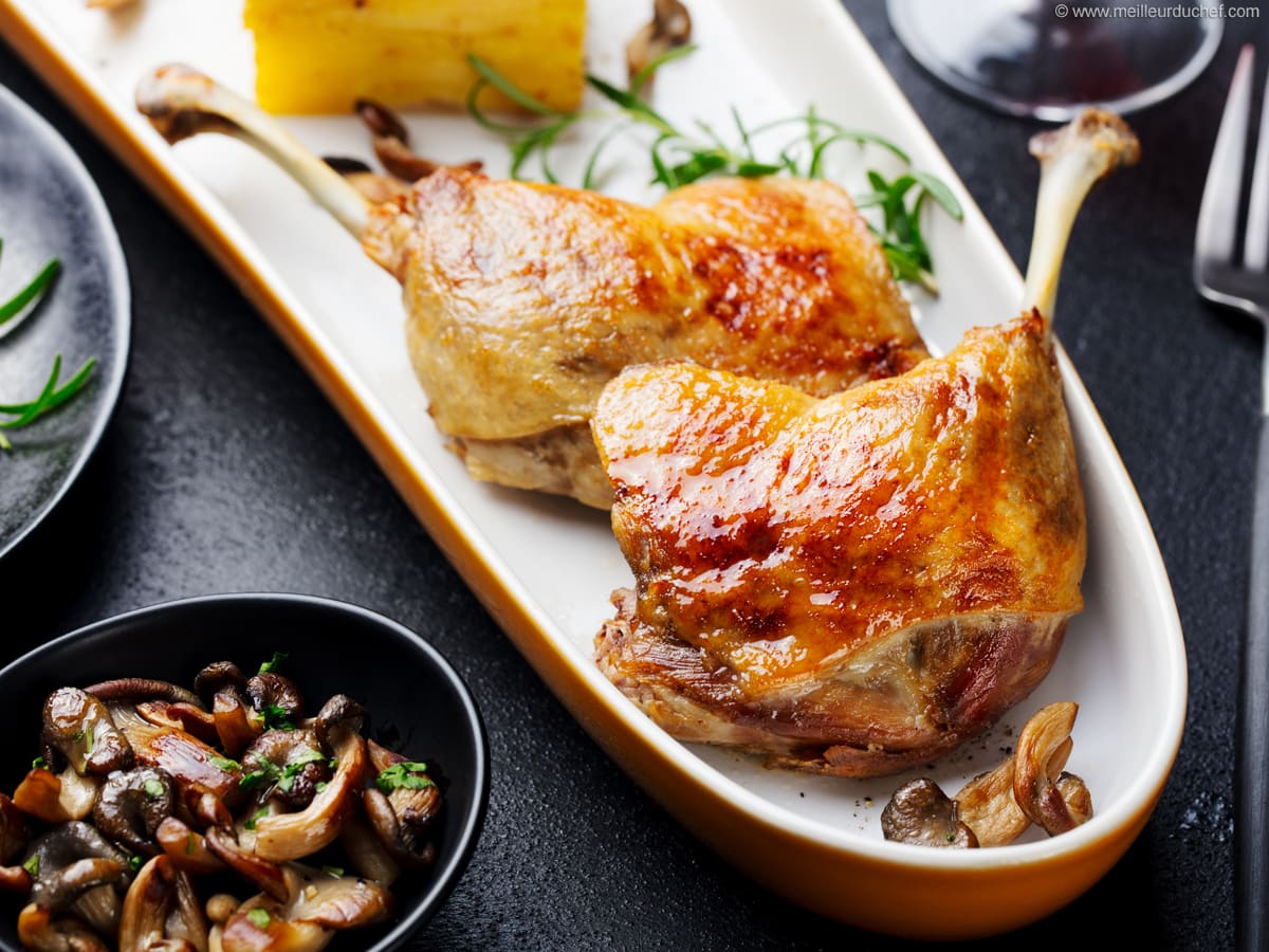 Canard mijoté à la casserole, tendre et savoureux